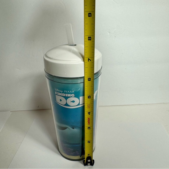 NWT. Disney Pixar Finding Dory Tumbler 16oz with Lid & Straw - Picture 7 of 11